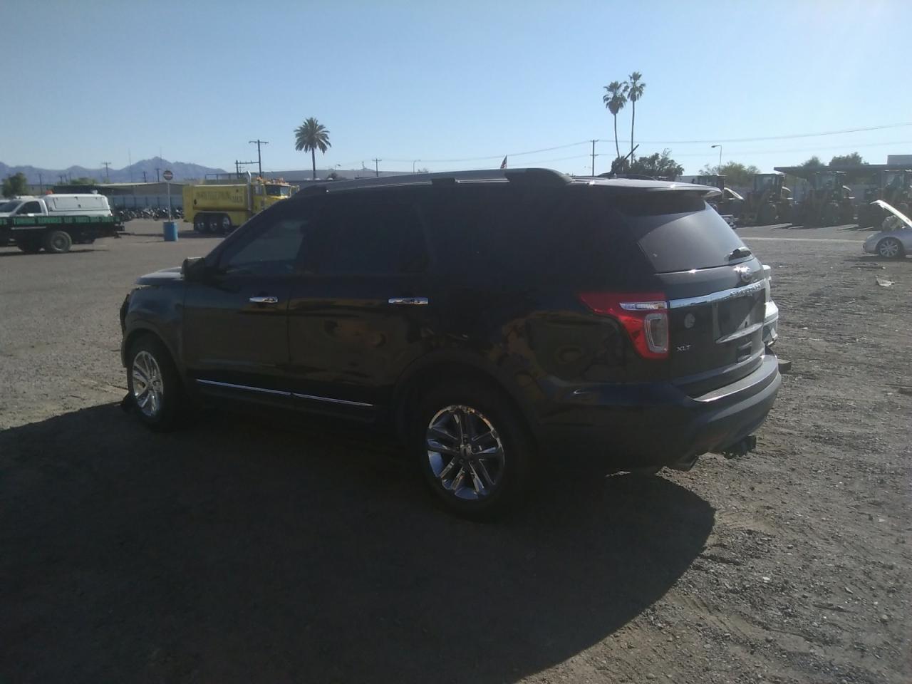 1FM5K7D82DGB26328 2013 Ford Explorer Xlt