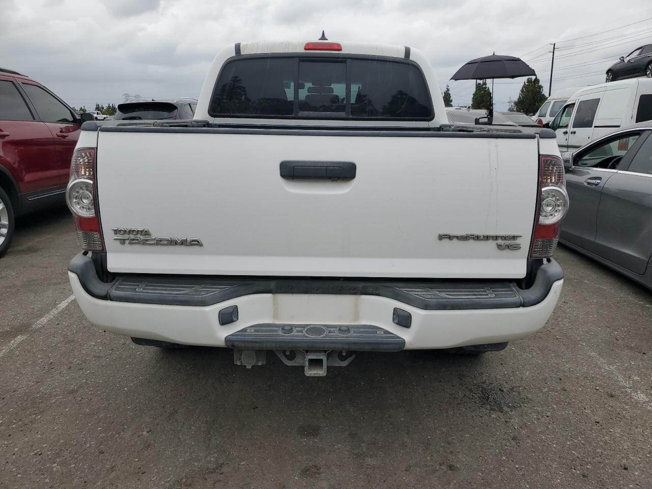 3TMJU4GN0EM160417 2014 Toyota Tacoma Double Cab Prerunner