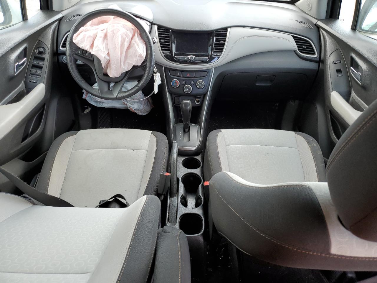 3GNCJKSB0LL237428 2020 Chevrolet Trax Ls