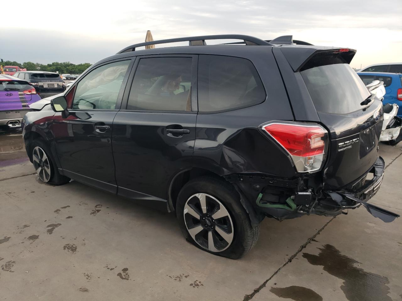 2017 Subaru Forester 2.5I Premium vin: JF2SJAGC1HH545618