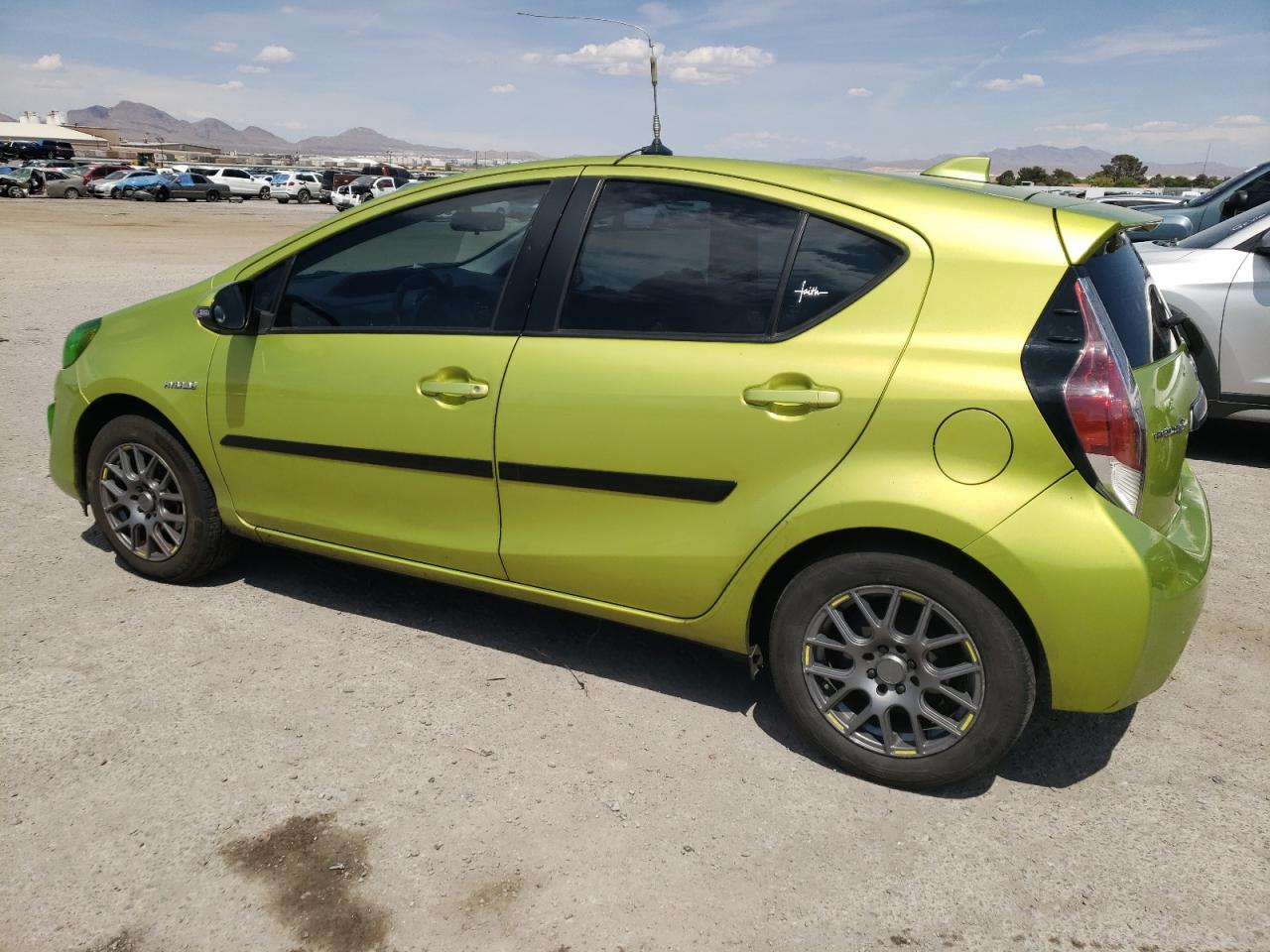 JTDKDTB35F1088987 2015 Toyota Prius C