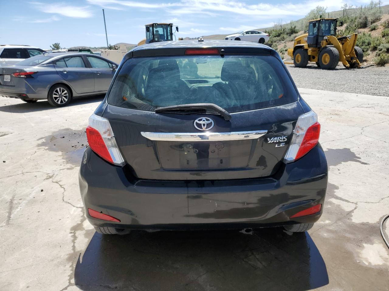 JTDKTUD38DD559483 2013 Toyota Yaris