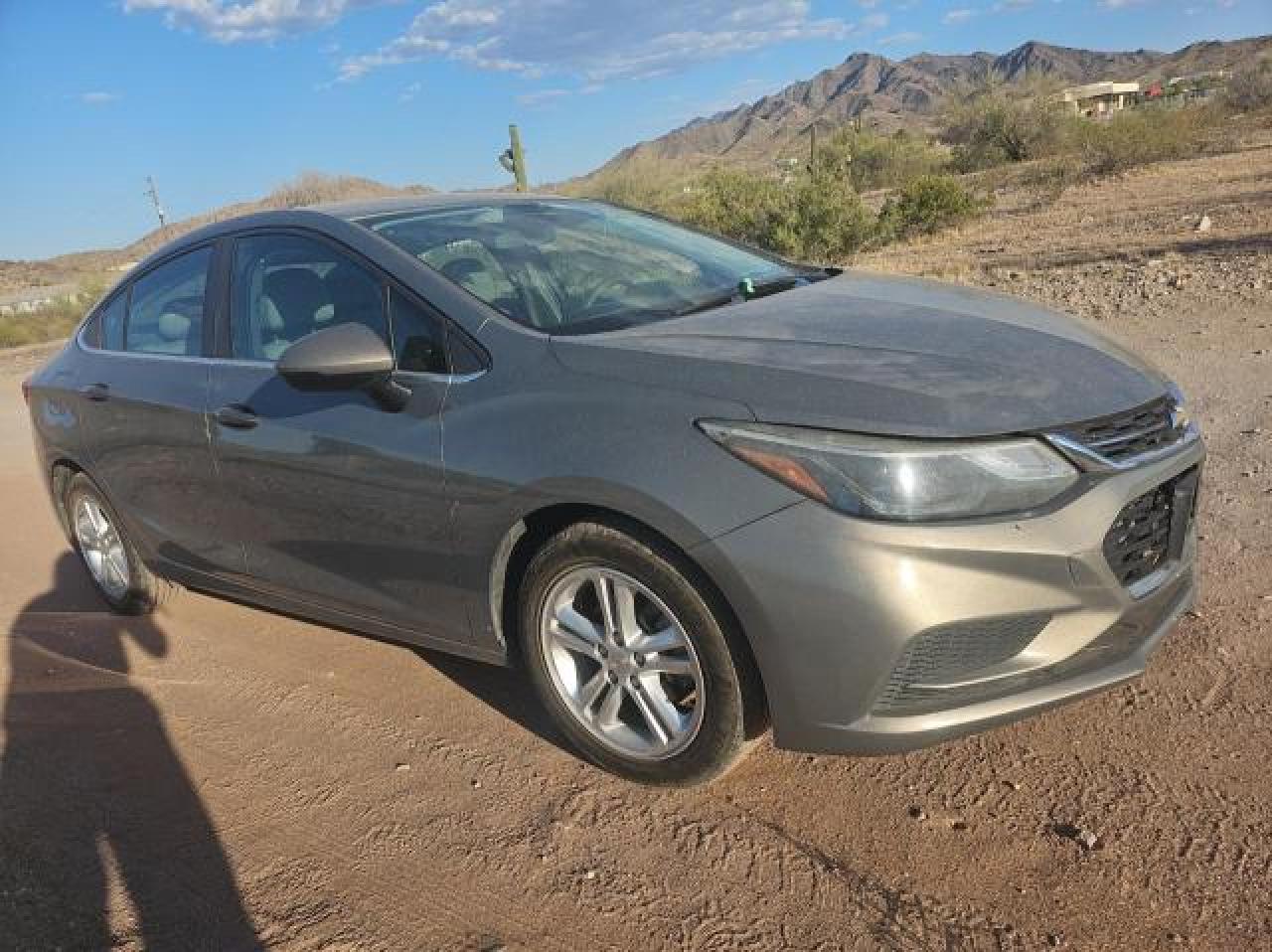 1G1BE5SM6H7151718 2017 Chevrolet Cruze Lt