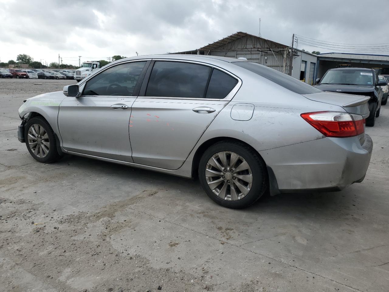 1HGCR2F82DA205901 2013 Honda Accord Exl