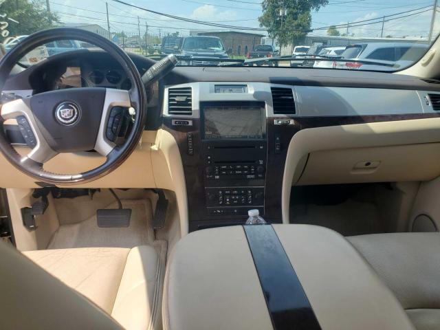 2008 Cadillac Escalade Luxury VIN: 1GYFK63878R115995 Lot: 55761424