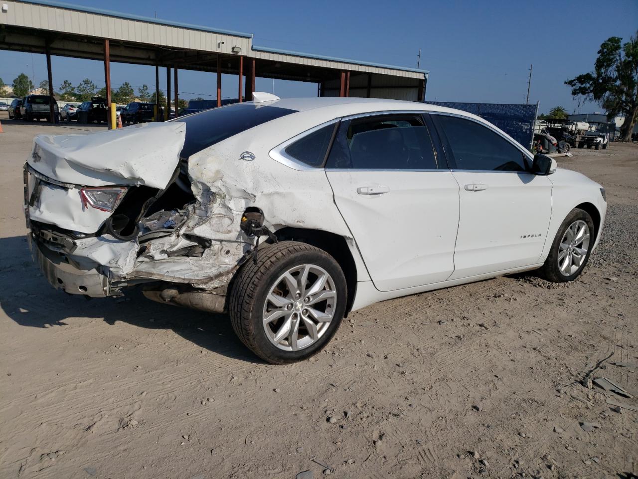 2G1105S34J9105326 2018 Chevrolet Impala Lt