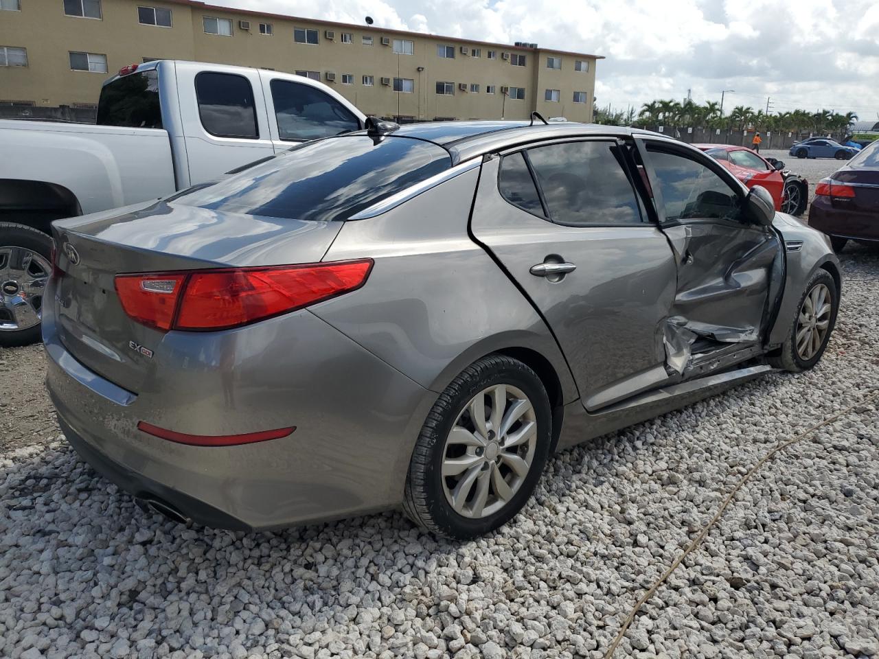 5XXGN4A7XFG513640 2015 Kia Optima Ex