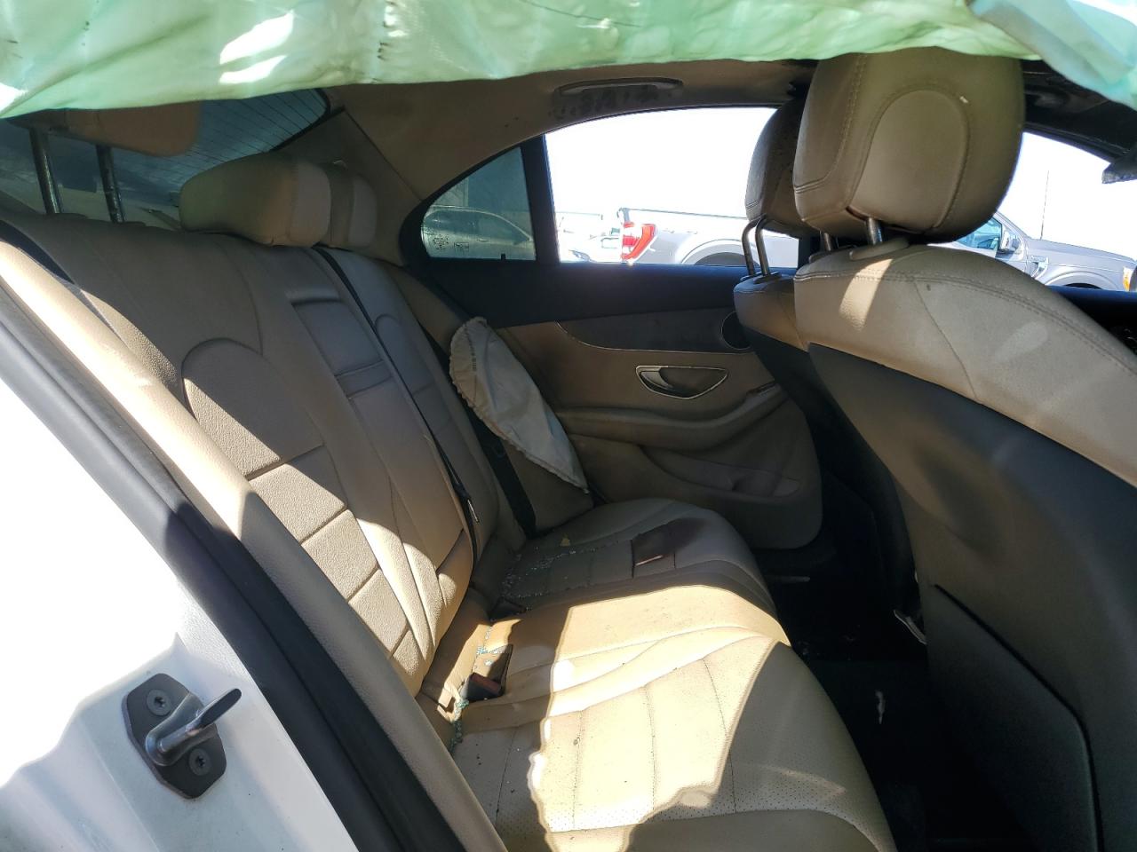 55SWF4JB3JU270891 2018 Mercedes-Benz C 300