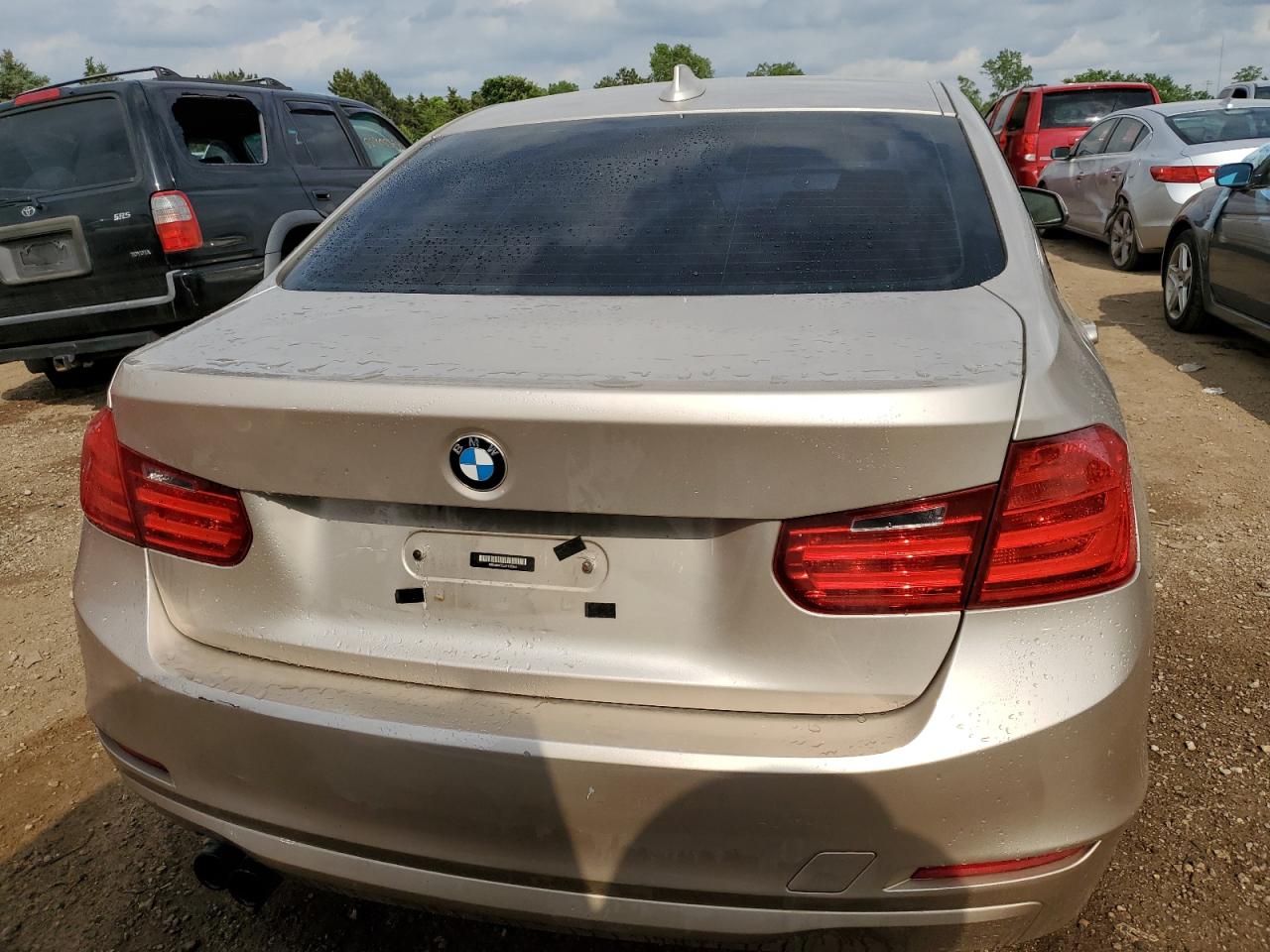 2013 BMW 328 Xi Sulev vin: WBA3B5C53DF138966