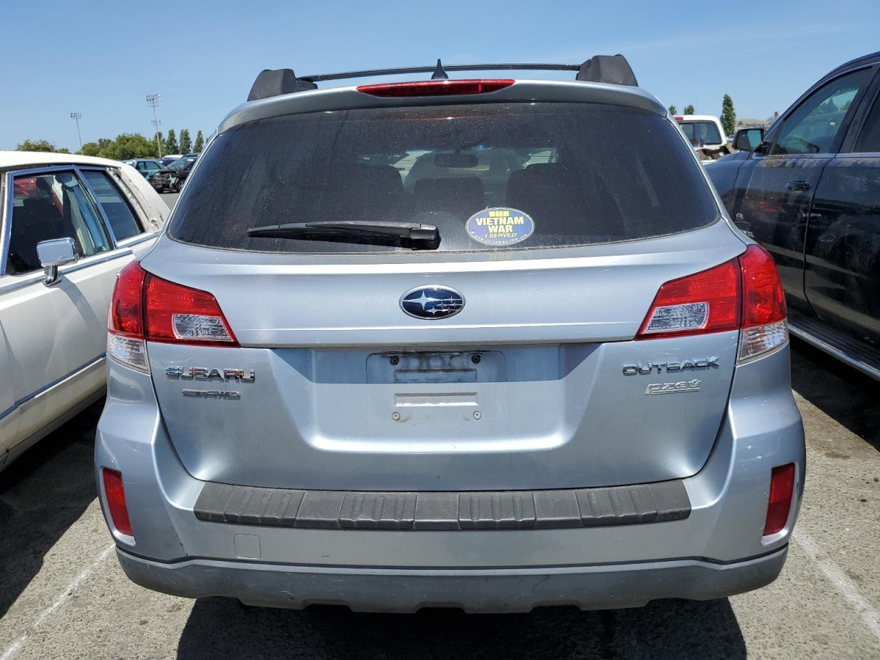 2013 Subaru Outback 2.5I Limited vin: 4S4BRBJC3D3258676