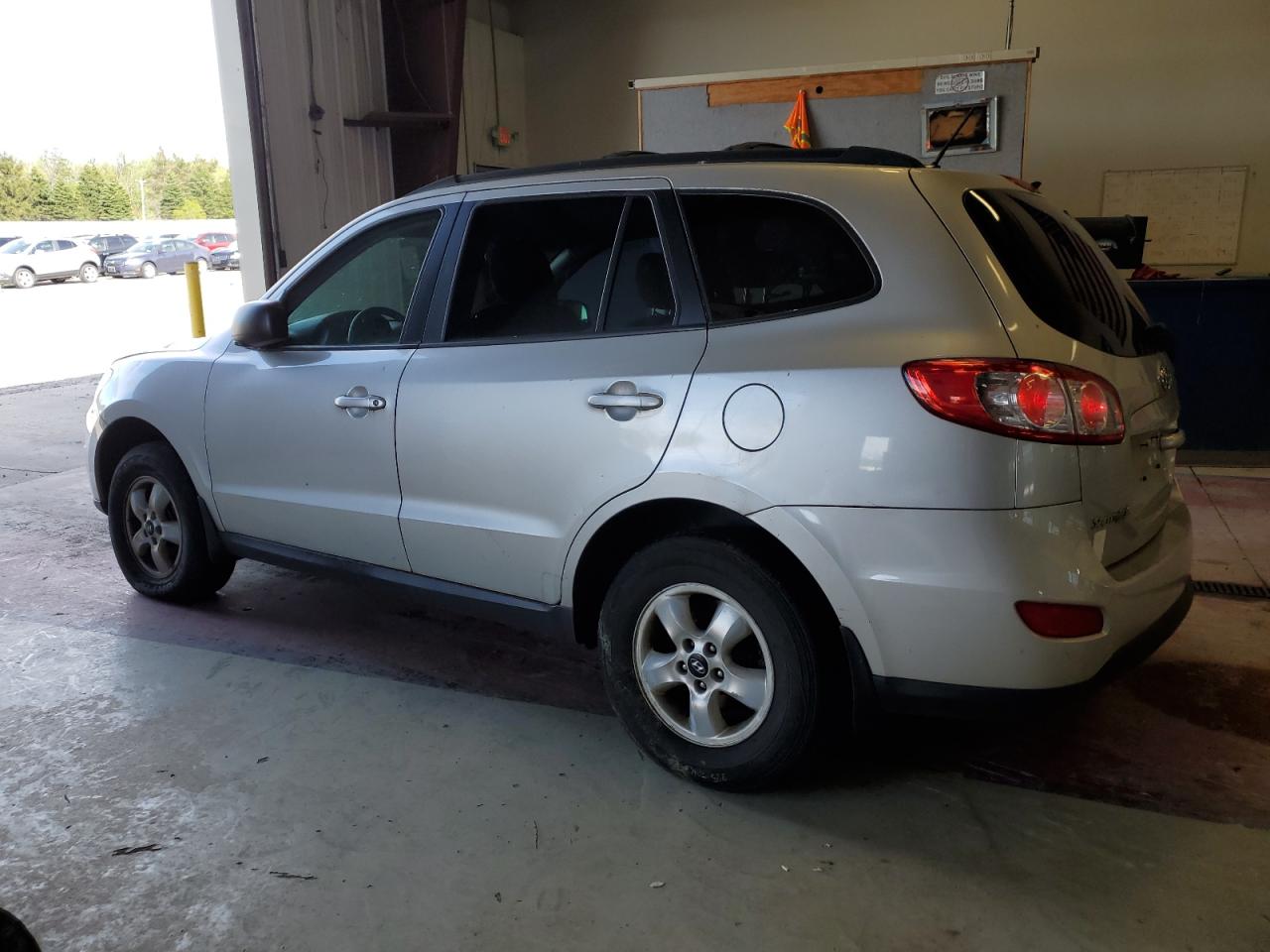 2012 Hyundai Santa Fe Gls vin: 5XYZGDAB1CG152152