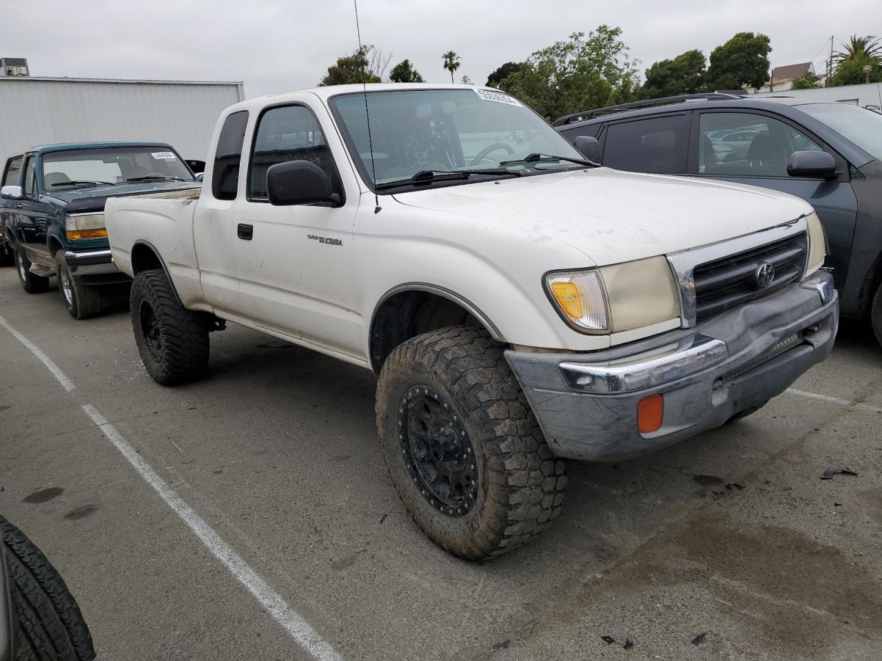 5TEWN72N1YZ707696 2000 Toyota Tacoma Xtracab