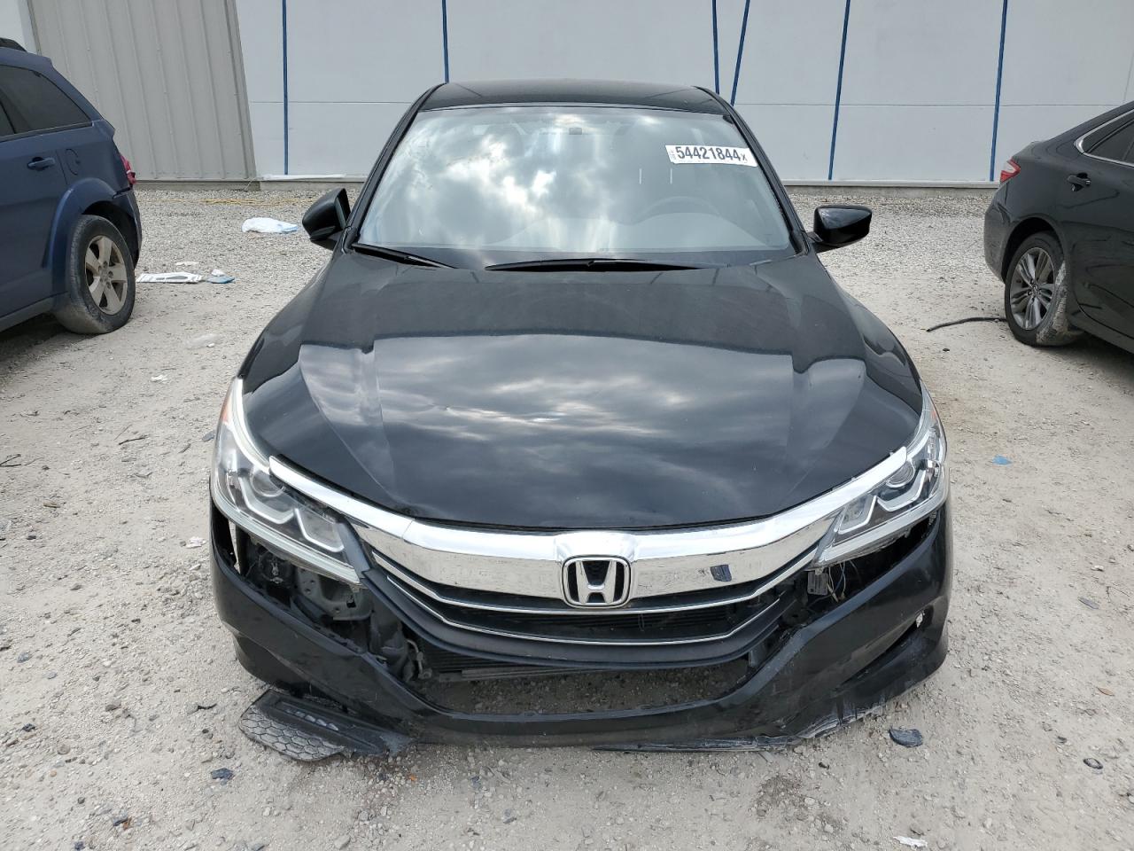 2017 Honda Accord Sport vin: 1HGCR2F58HA268299