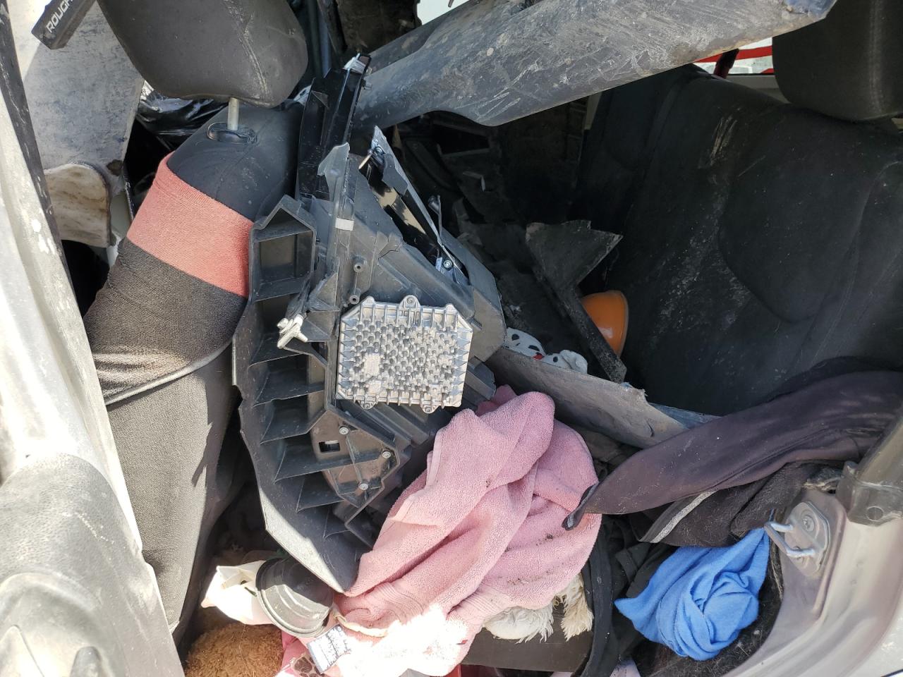 1C4BJWDG9GL267582 2016 Jeep Wrangler Unlimited Sport