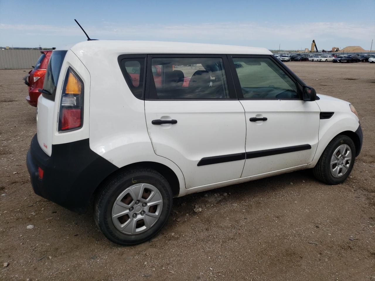 KNDJT2A1XB7721404 2011 Kia Soul