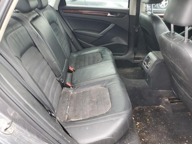 2013 Volkswagen Passat Sel VIN: 1VWCN7A3XDC134743 Lot: 54750014