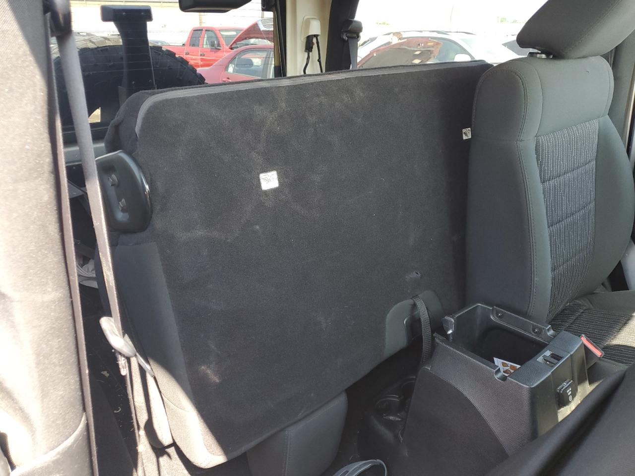 1C4AJWBG0CL282450 2012 Jeep Wrangler Sahara