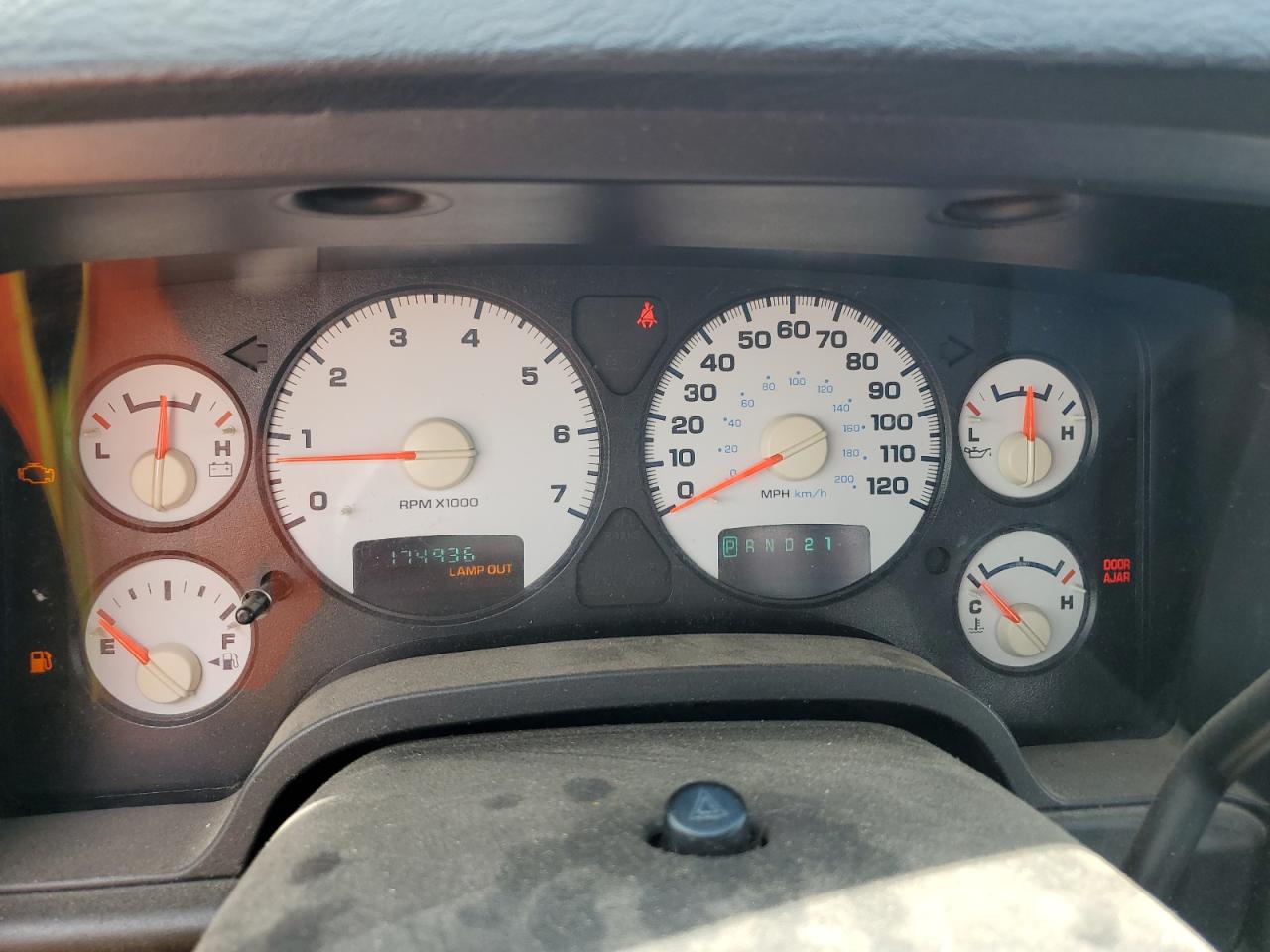 3D7KU28D24G158282 2004 Dodge Ram 2500 St