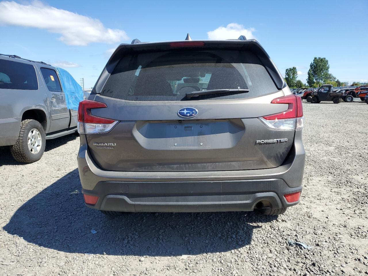 JF2SKAJC9LH589218 2020 Subaru Forester Premium