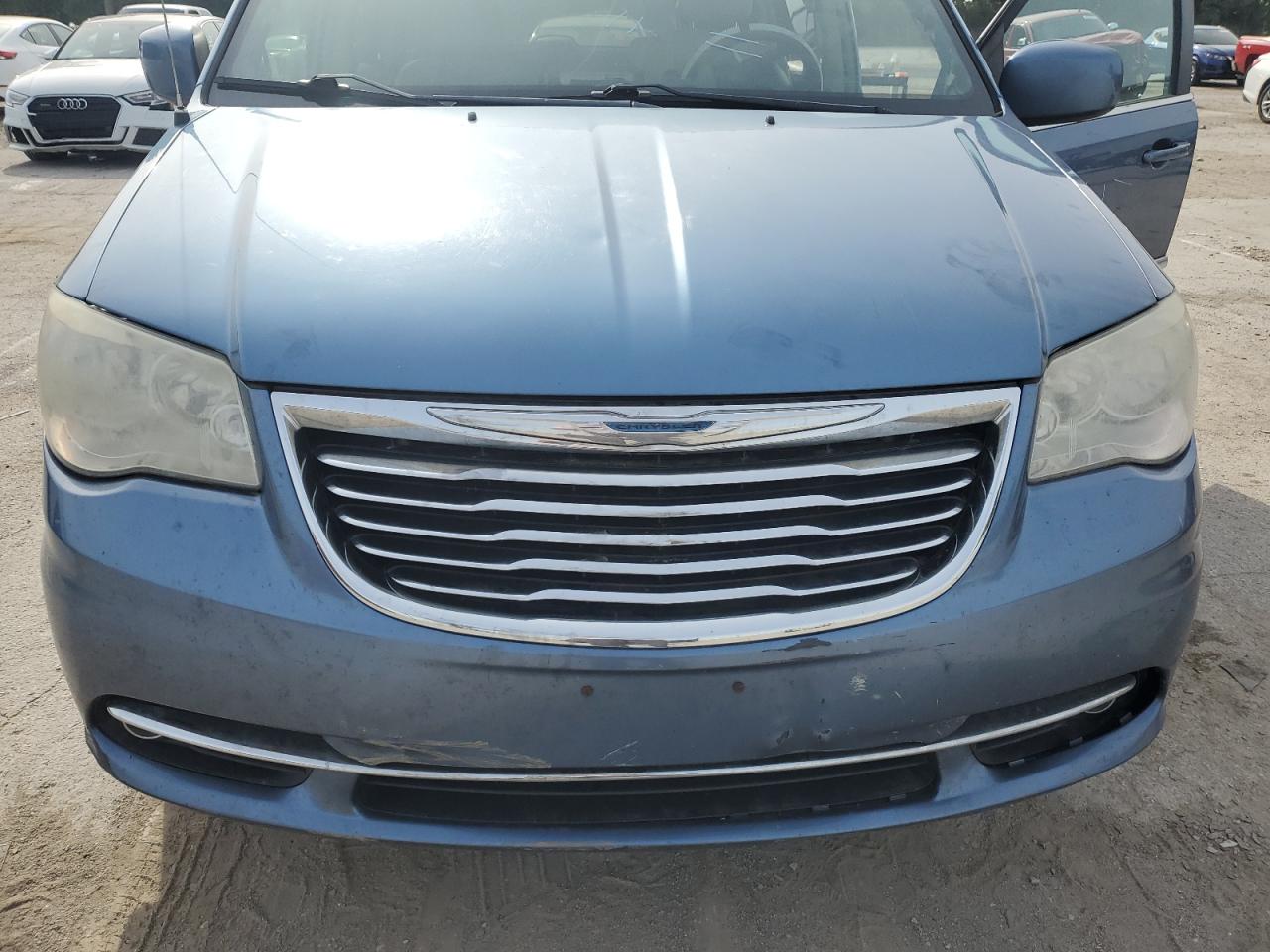 Lot #2855297345 2012 CHRYSLER TOWN & COU