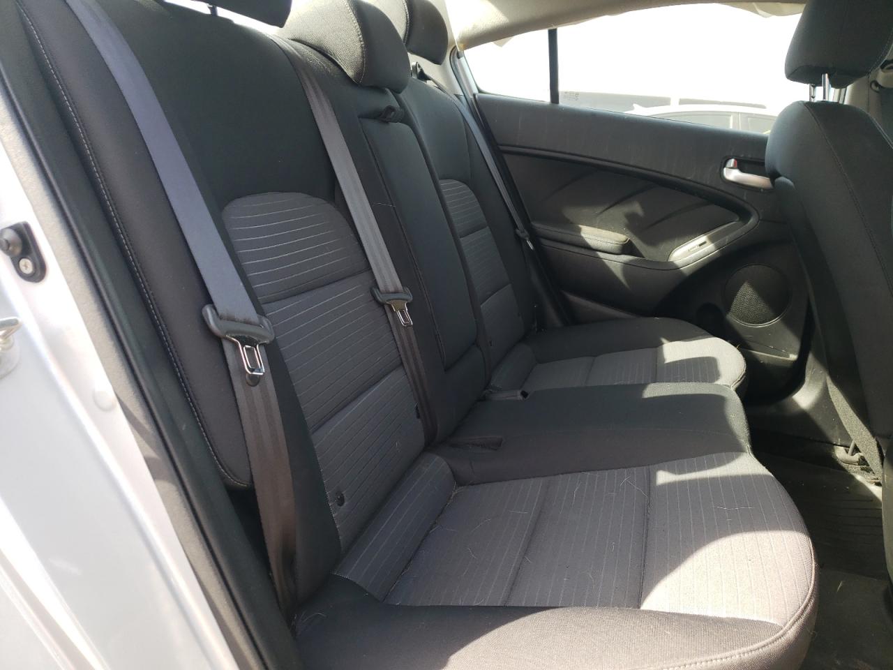 3KPFL4A77HE057917 2017 Kia Forte Lx