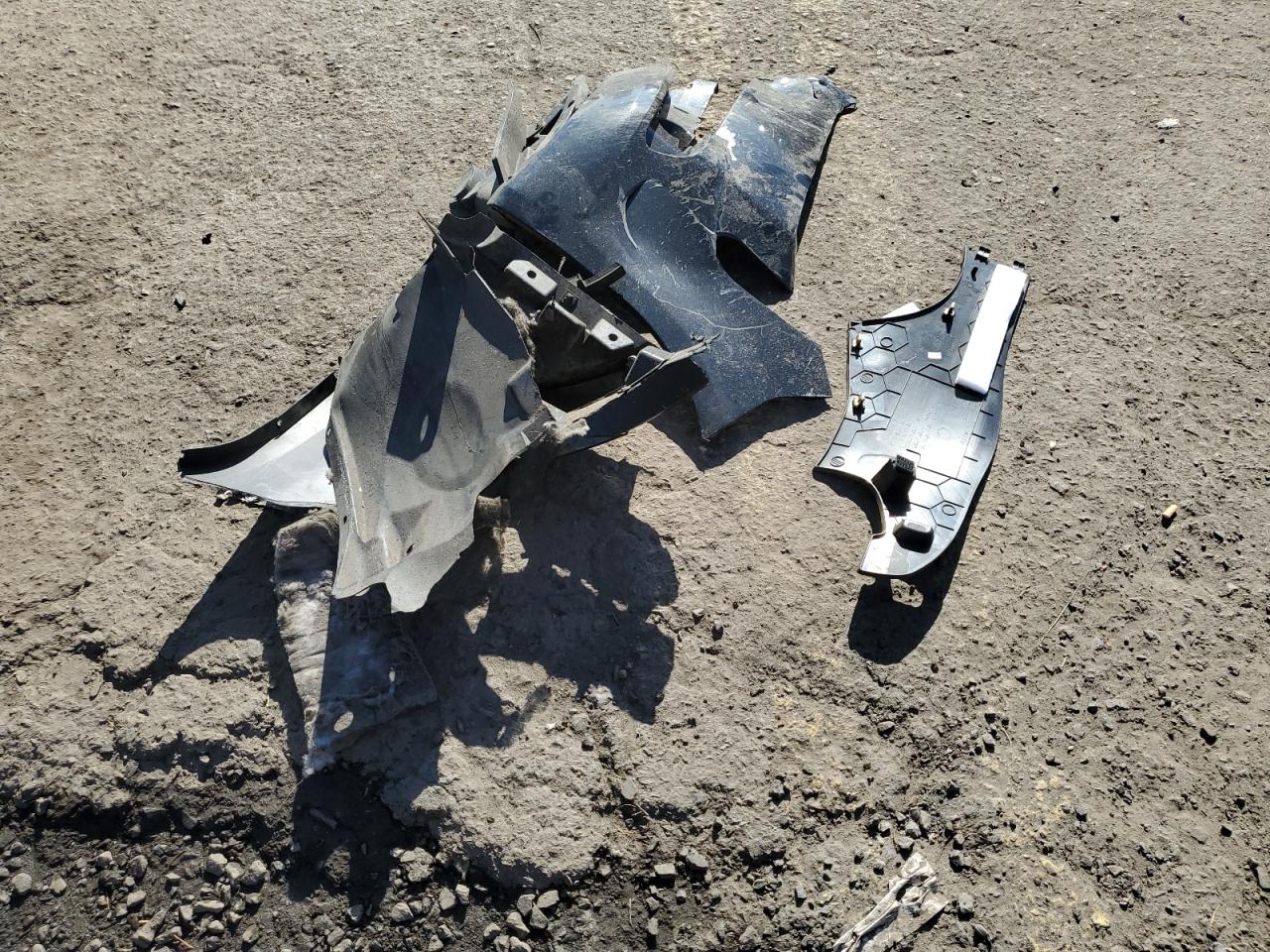 1G1ZD5E74A4100166 2010 Chevrolet Malibu 2Lt