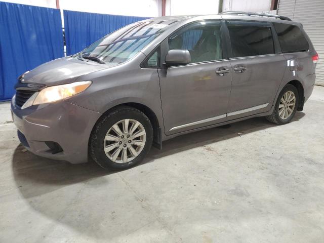 2017 Toyota Sienna Le VIN: 5TDJK3DC2BS018729 Lot: 53225834