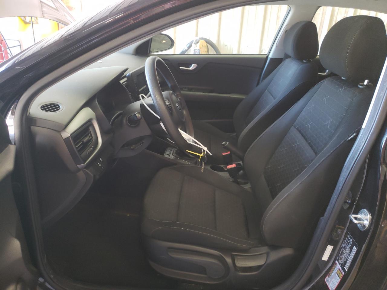 3KPA24AB9KE220172 2019 Kia Rio S