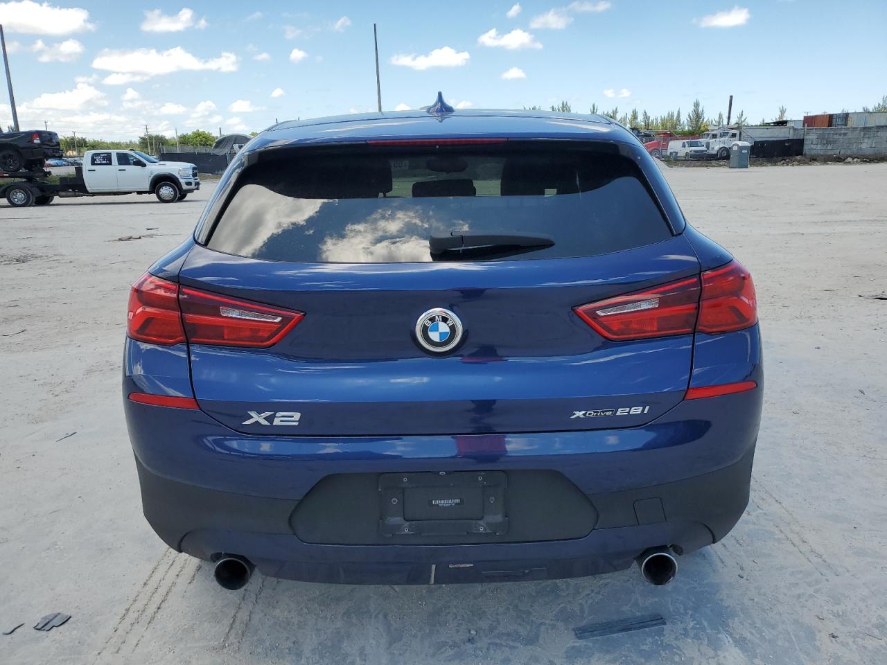 WBXYJ5C38JEF77825 2018 BMW X2 xDrive28I
