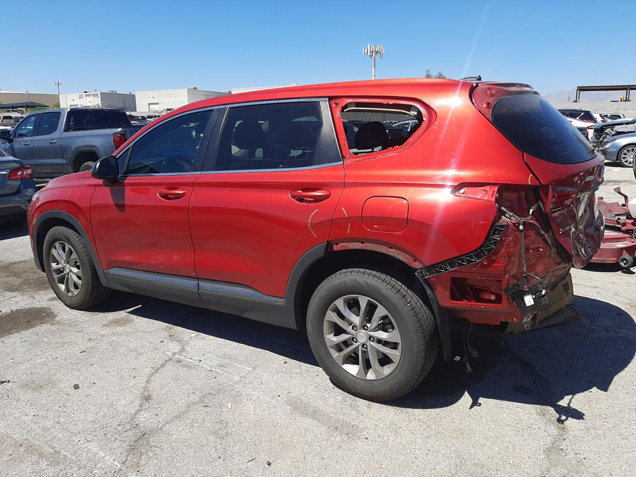 5NMS23AD4KH135166 2019 Hyundai Santa Fe Se