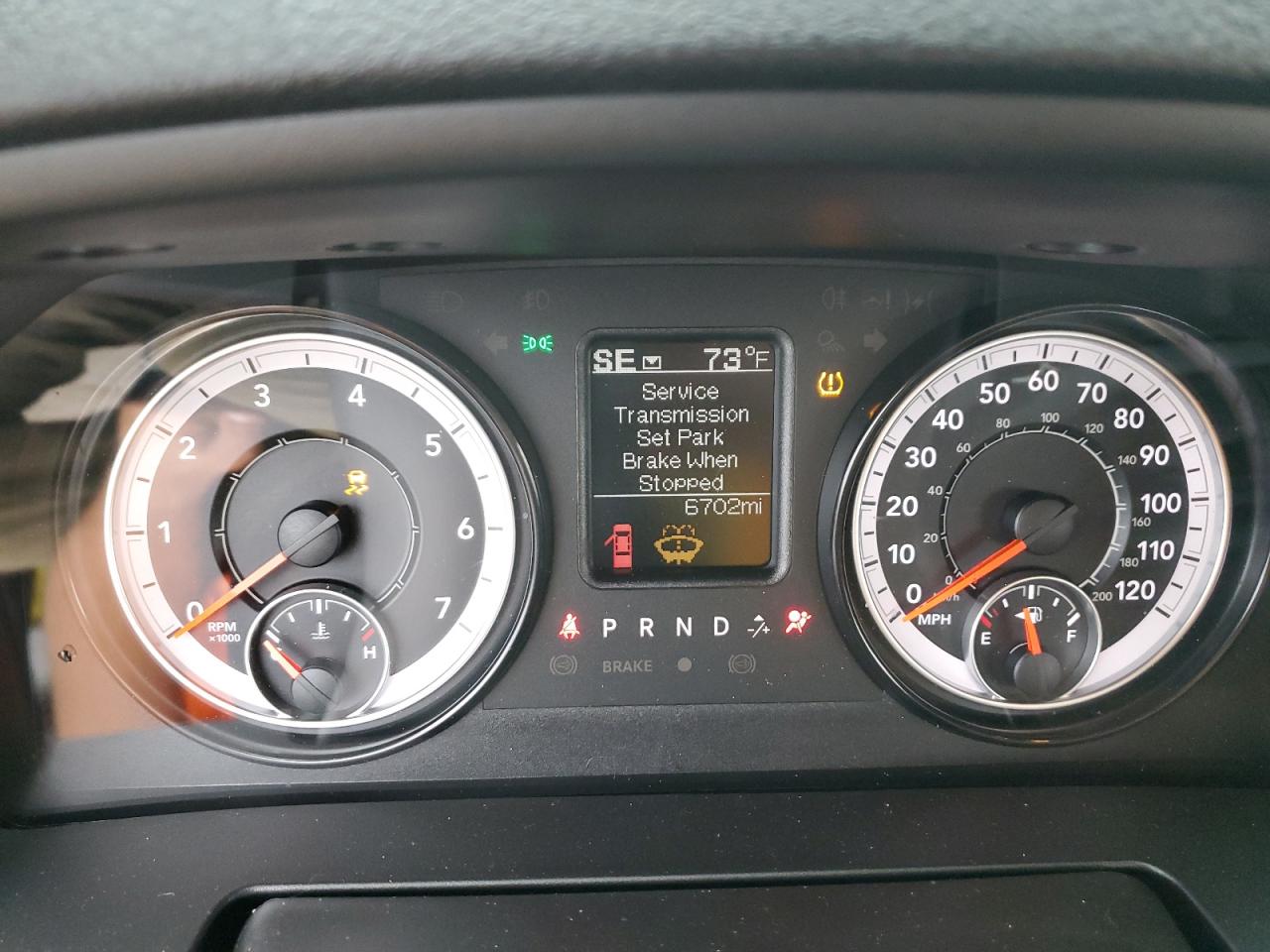 3C6RR6KG3MG711663 2021 Ram 1500 Classic Tradesman