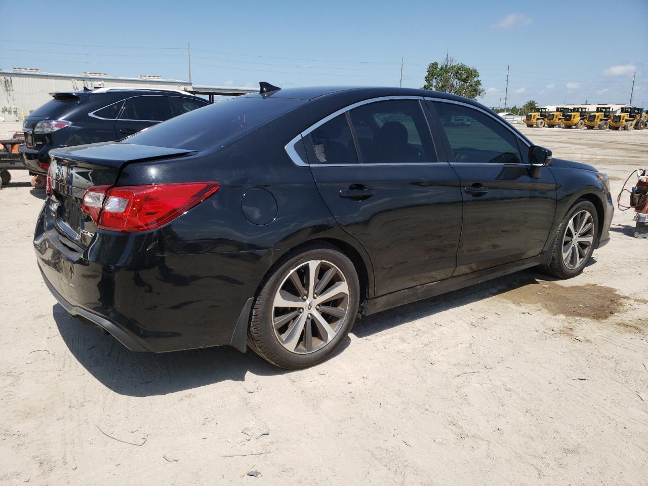 4S3BNAN68J3039318 2018 Subaru Legacy 2.5I Limited