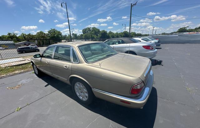 SAJDA14C8YLF13200 2000 Jaguar Xj8