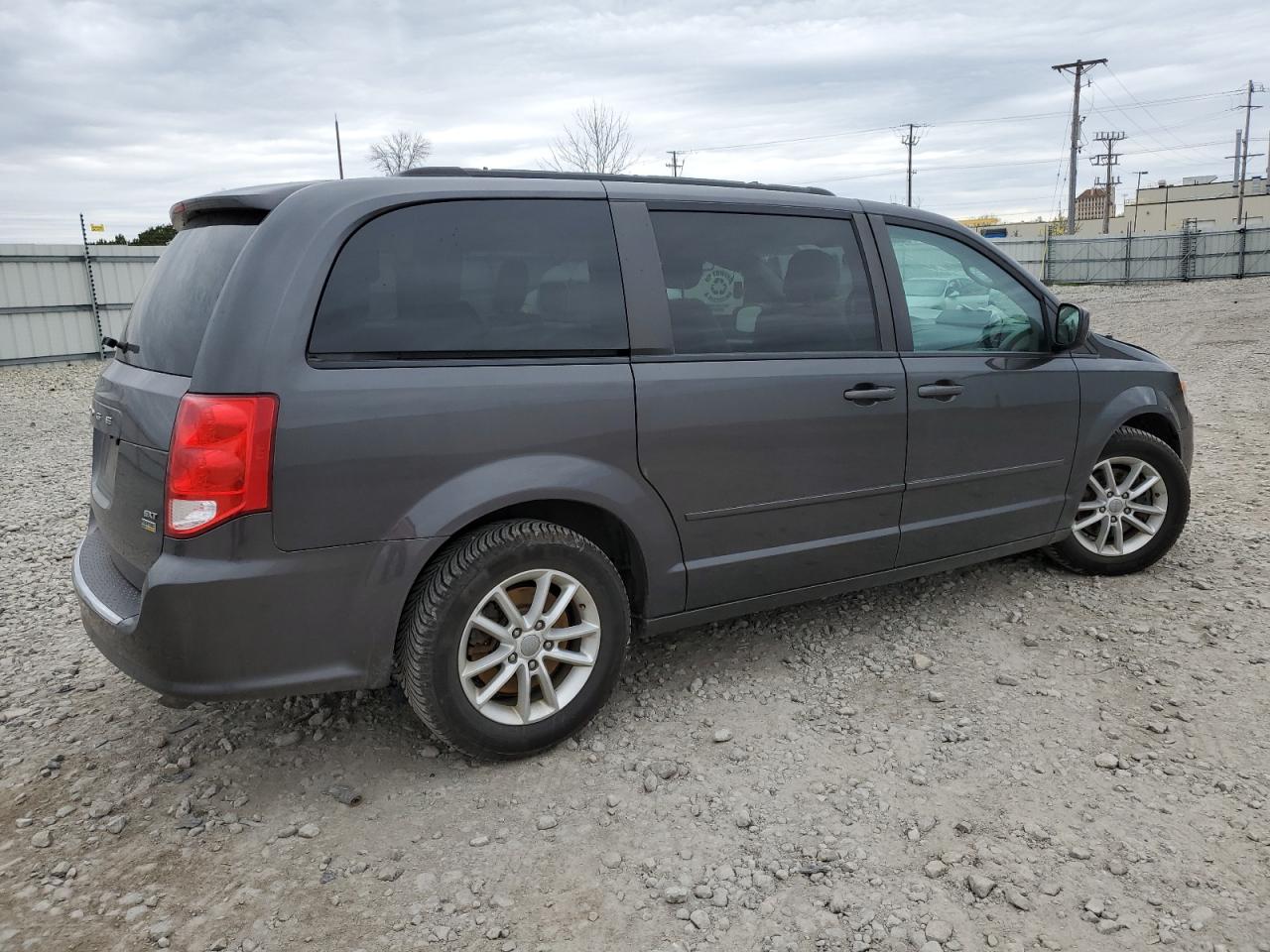 2C4RDGCG1GR224083 2016 Dodge Grand Caravan Sxt