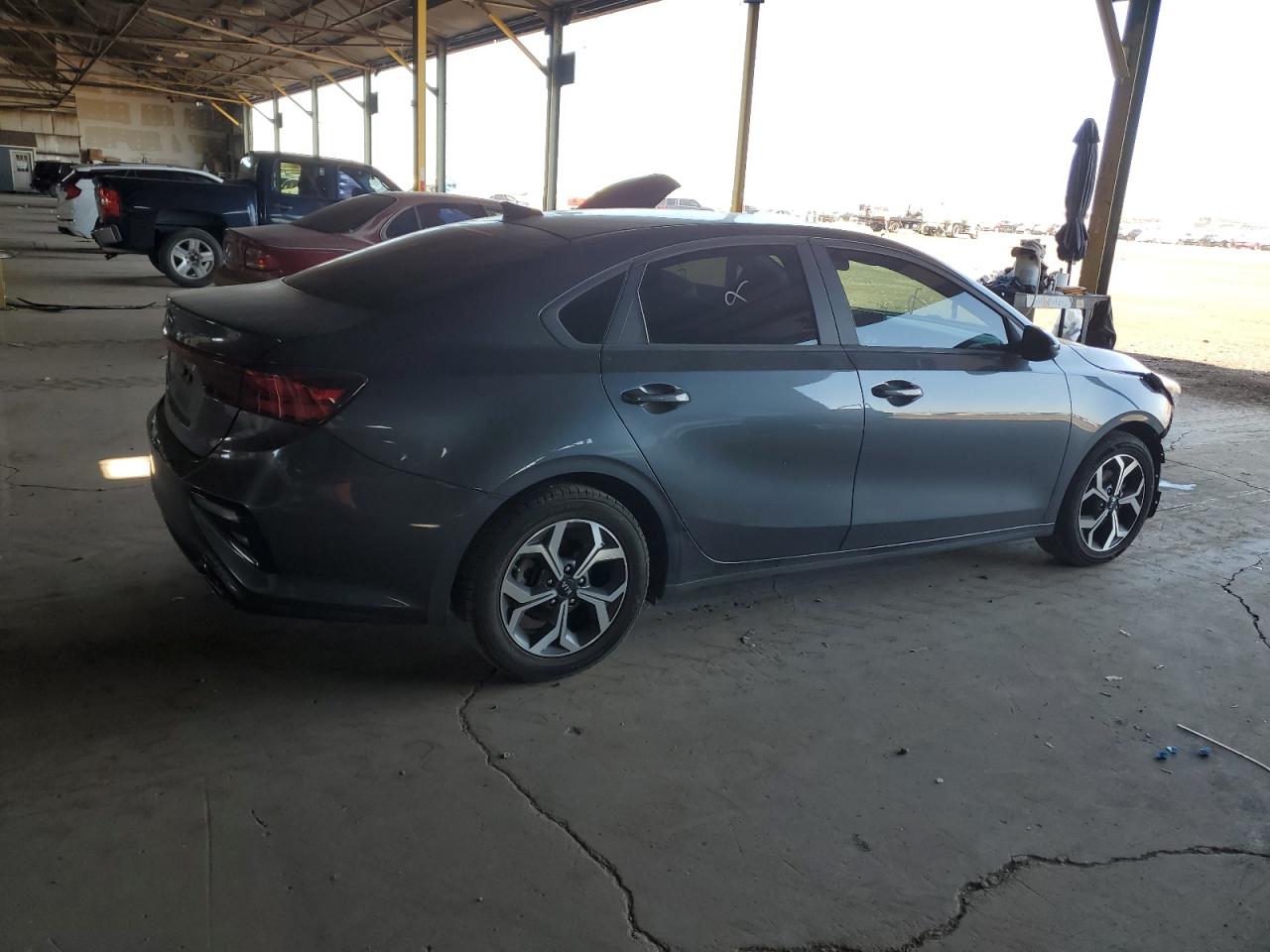 3KPF24AD1ME331275 2021 Kia Forte Fe