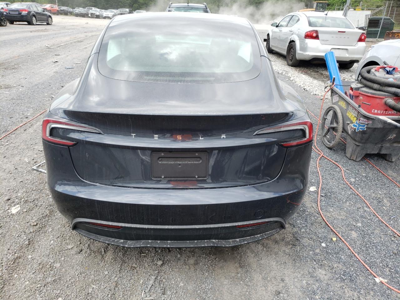 5YJ3E1EA2RF728729 2024 Tesla Model 3