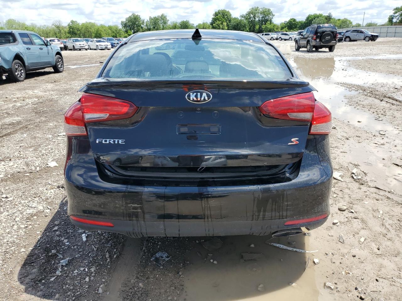 3KPFL4A79HE017015 2017 Kia Forte Lx