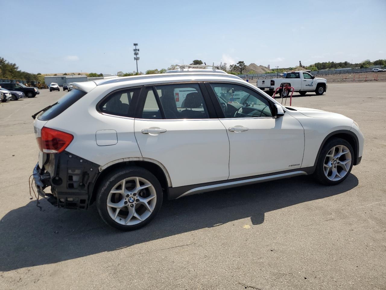 WBAVL1C55FVY24899 2015 BMW X1 xDrive28I