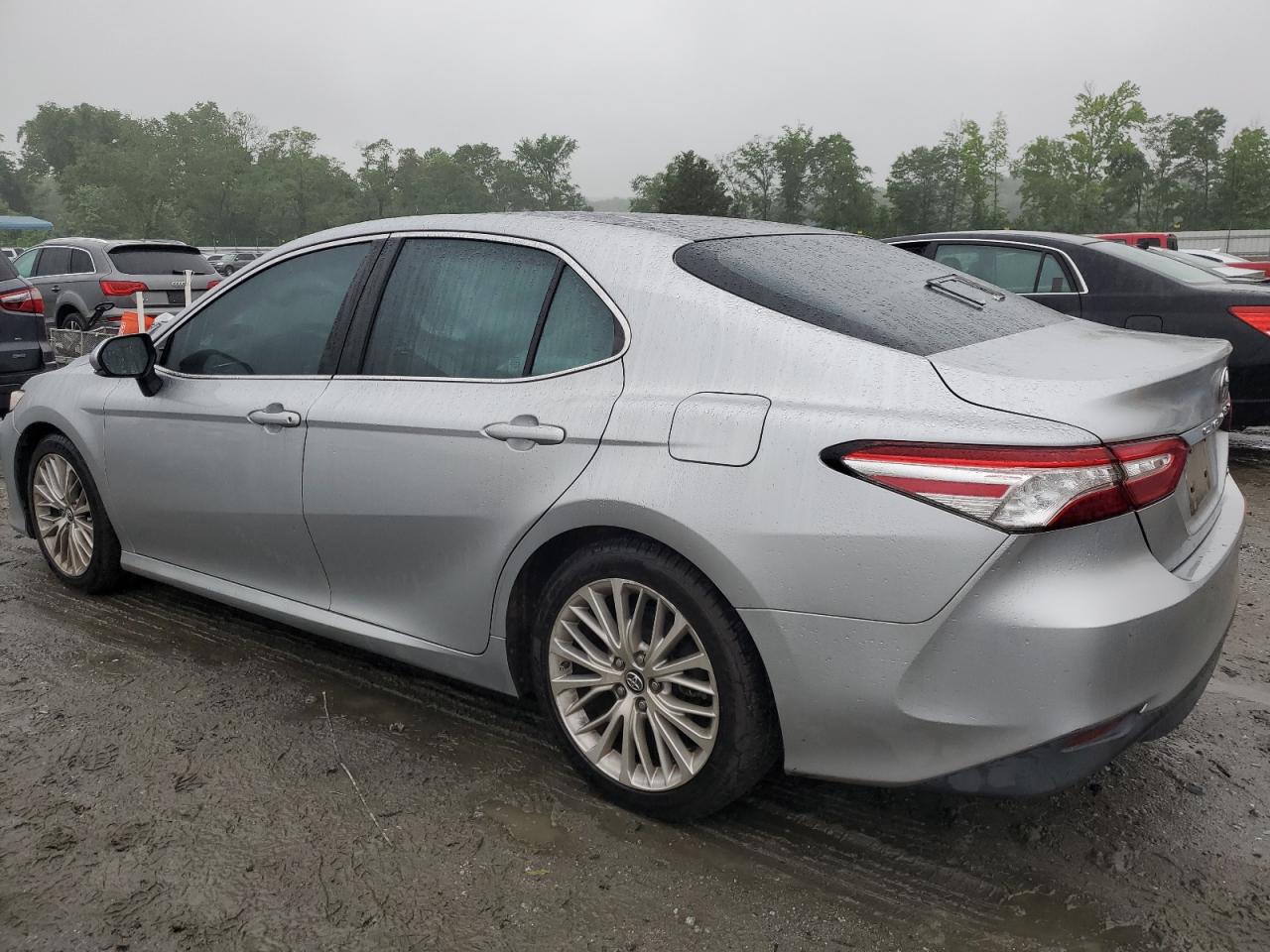 4T1B11HK9JU017774 2018 Toyota Camry L