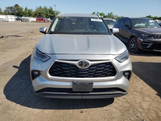 VIN 5TDGZRBH3NS581896 2022 Toyota Highlander, Xle no.5