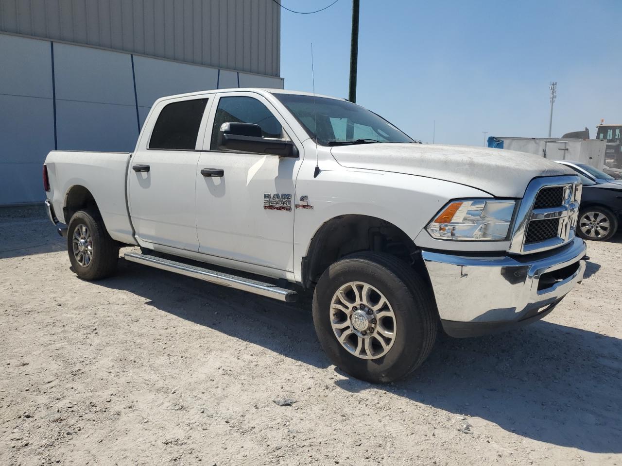 2018 Ram 2500 St vin: 3C6UR5CL6JG416830