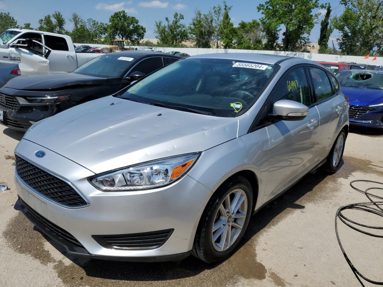 2016 Ford Focus Se vin: 1FADP3K24GL331630