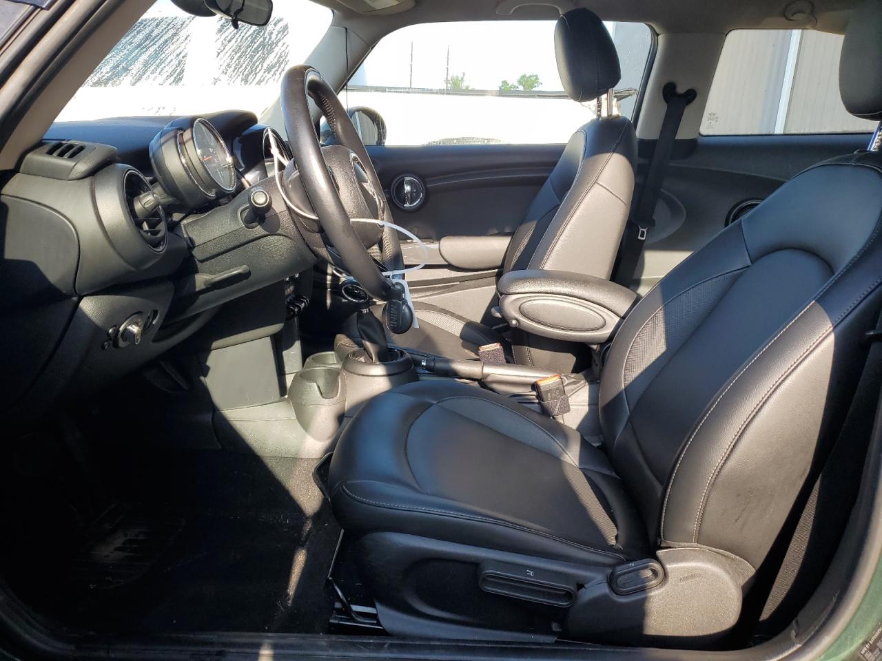 WMWXP5C57J2G63912 2018 Mini Cooper