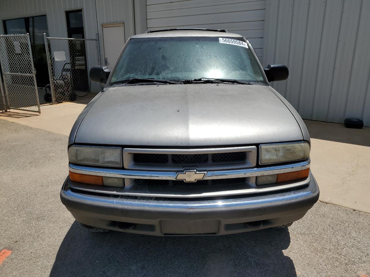 1GNDT13W7Y2336301 2000 Chevrolet Blazer