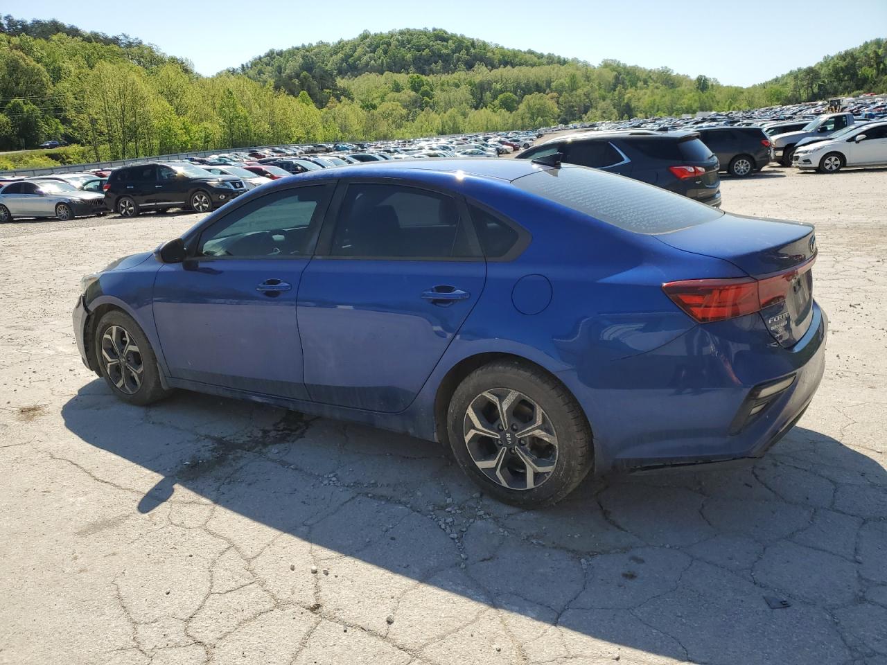 3KPF24AD1KE096003 2019 Kia Forte Fe