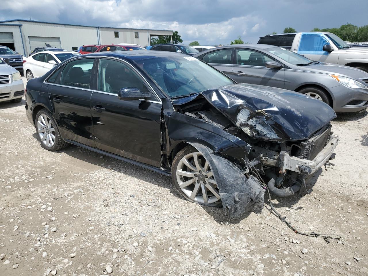 2014 Audi A4 Premium vin: WAUAFAFL2EN041442