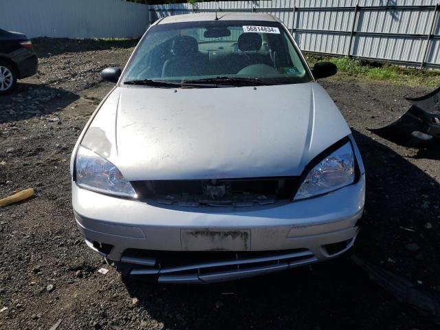 2005 Ford Focus Zx4 VIN: 1FAFP34N15W142185 Lot: 56814834