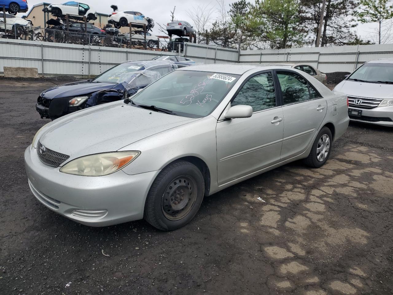 4T1BE32K74U925010 2004 Toyota Camry Le