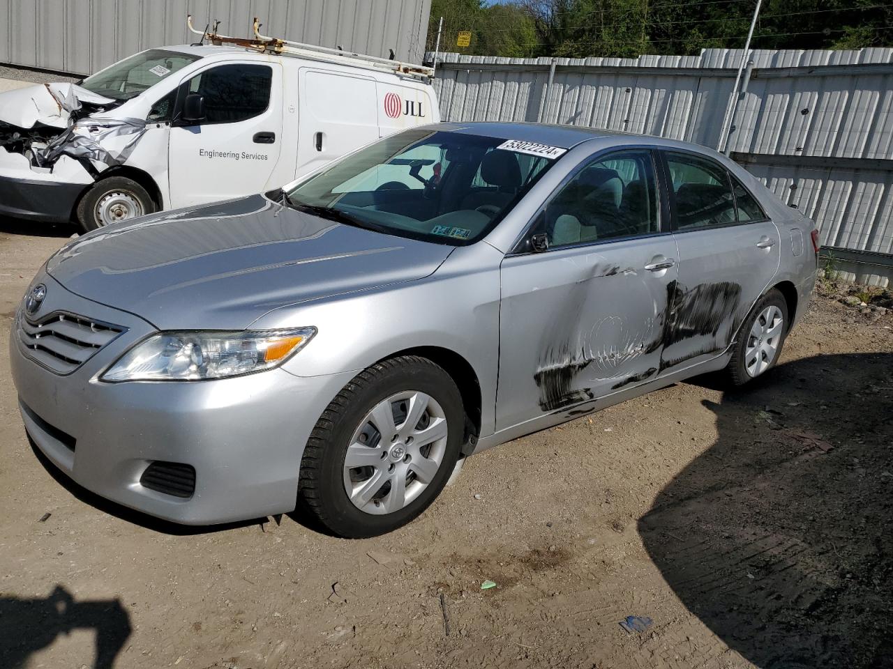 4T1BF3EKXBU698322 2011 Toyota Camry Base