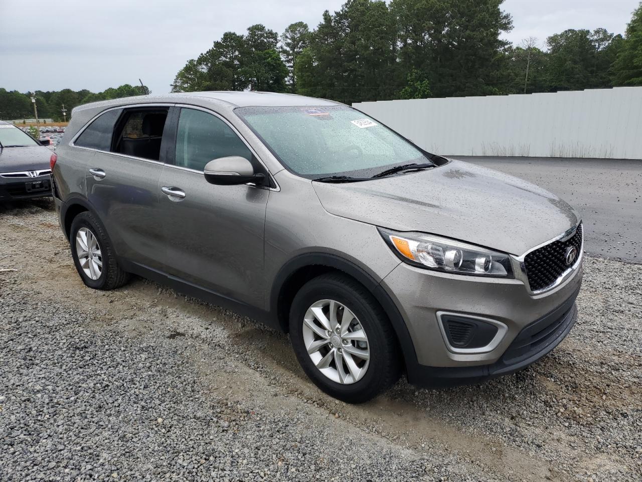 2018 Kia Sorento Lx vin: 5XYPG4A31JG424745